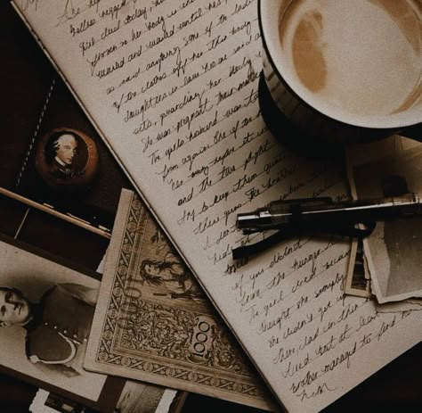 dark academia, journaling, cursive, coffee, latte art Dark Academia Vibes, Dark Academic, Writing Aesthetic, Dark Light Academia, Academia Aesthetics, Aesthetic Dark Academia, Chaotic Academia, Dark Academy, Different Aesthetics