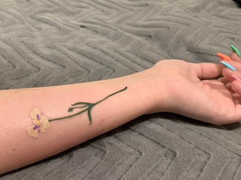 Sego Lily, Lily Watercolor, Trending Tattoos, Logan Utah, Lily Tattoo, Online Dating Profile, Tattoo Machine, I Have Done, Life Tattoos