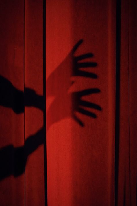 Horror Film Stills, Thriller Movie Aesthetic, Giallo Film Aesthetic, Giallo Horror Aesthetic, Giallo Movie Aesthetic, Shadow Behind Curtain, Horror Film Aesthetic, Horror Film Cinematography, Giallo Aesthetic