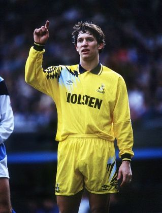 Gary Lineker of Tottenham Hotspur in 1992. Gary Lineker, England London, Tottenham Hotspur, Sports Jersey, Soccer, England, Football, London, Sports