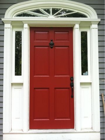 Painted Exterior Doors, Front Door Paint, Front Door Paint Colors, Houses Exterior, Door Paint, New England Home, Door Paint Colors, Painted Front Doors, New England Homes