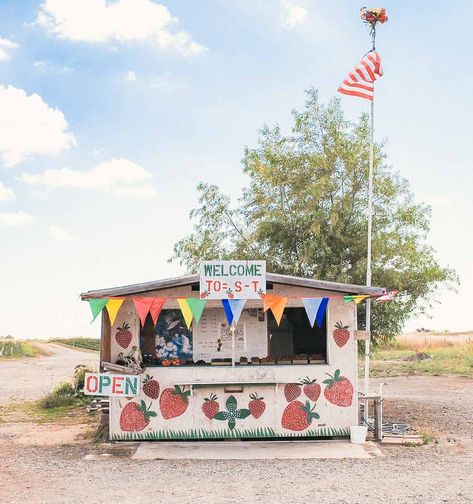 Strawberry Stand, Juice Bar Menu, Farmers Market Display, Store Entrance, Covered Strawberry, Strawberry Fields Forever, Local Grocery Store, California Summer, Stand Ideas