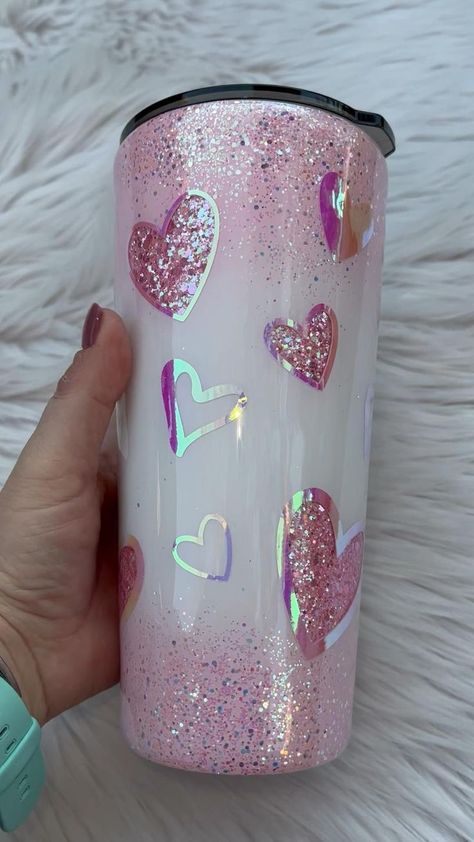 Tumblr Cup, Tumbler Cups Personalized, Glitter Tumbler Cups, Custom Tumbler Cups, Diy Cups, Tumbler Cups Diy, Glitter Cups, Tumbler Ideas, Custom Cups