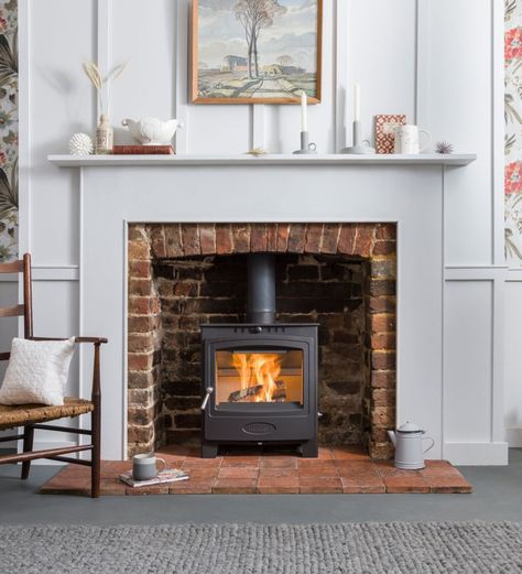 Free Standing Stove, Brown Brick Exterior, Modern Woodburner, Wood Burner Fireplace, Wood Burning Stoves Living Room, Log Burner Fireplace, Log Burner Living Room, Inset Stoves, Woodburning Stove