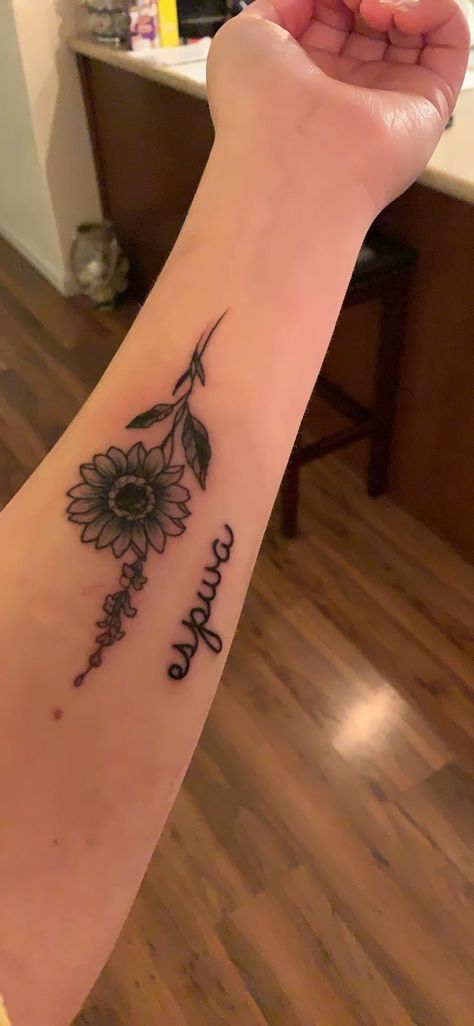 Espwa (Hope in Haitian Creole) #espwa #hope #haiti #haitiancreole #tattoo #Haitiantattoo #missionary #sunflower #lavender #tats Creole Tattoos, Haitian Tattoo, Haiti Tattoo, Tattoos For Black Skin, Dope Tattoos For Women, Tooth Gem, Jewelry Tattoo, Dope Tattoos, Neck Tattoo