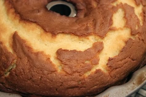 Apple Angel Food Cake, Fluff Cake Recipe, Key Lime Pound Cake, Cheese Pound Cake Recipe, Lime Pound Cake, Cream Cheese Pound Cake Recipe, Coconut Pound Cakes, Cheese Pound Cake, Nothing Bundt Cakes