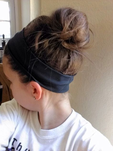 Messy bun with sports headband-perfect for sports Sports Headbands Hairstyles, Headband With Bun, Messy Bun With Headband, Bun With Headband, Hairstyles For Sports, Messy Bun Headband, Bun Headband, Headband Bun, Chignon Simple