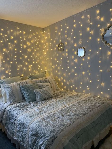 Luxury Room Bedroom, Cute Bedroom Decor, Redecorate Bedroom, Cozy Room Decor, Teen Bedroom Decor, Luxury Rooms, Girl Bedroom Decor, Room Design Bedroom, Dream Room Inspiration