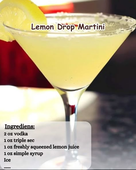 Lemon Drop Drink, Alcoholic Punch Recipes, Martini Ingredients, Liquor Recipes, Cocktail Drinks Alcoholic, Lemon Drop Martini, Lemon Twist, Squeezed Lemon, Yummy Alcoholic Drinks