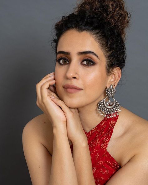 Pretty Wedding Makeup, Indian Makeup Looks, Bollywood Makeup, Mekap Mata, 20 Makeup, Bold Eye Makeup, Sanya Malhotra, Bold Makeup Looks, Eye Makeup Styles