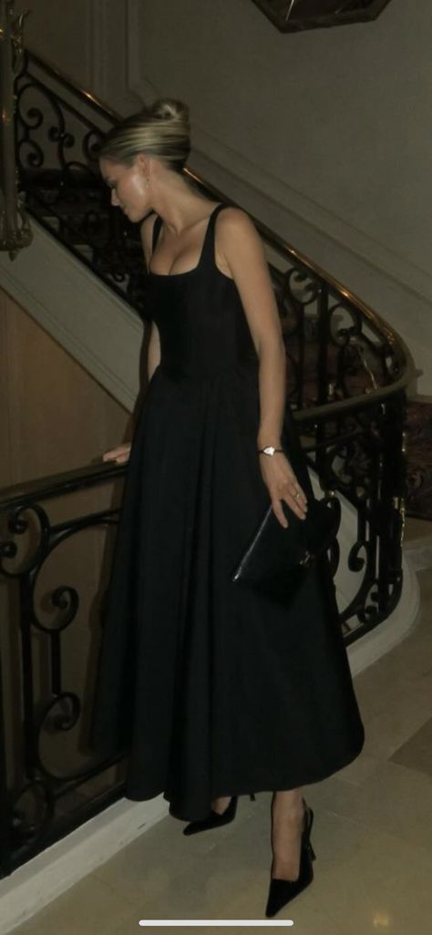 Dark Formal Aesthetic, Blair Black Dress, Black Tea Dress, Woman Elegant Outfit, Old Money Style Night Out, Aesthetic Fancy Outfit, Black Dress With White Shirt, Old Money Evening Dress, Black Dress Corset