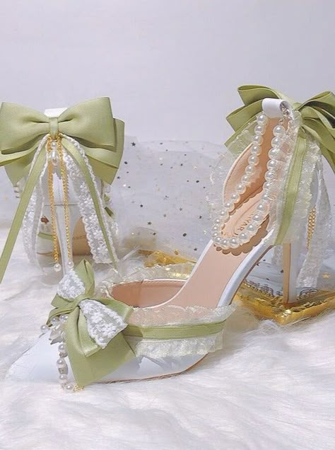 ❤︎ Lolita Flower Wedding High Heel❤︎ Aesthetic Fancy Shoes, Tea Party Heels, Flower Wedding Heels, Cool Heels Unique, Whimsical Wedding Shoes, Heels For Quinceanera, White Heels With Flowers, Cinderella Heels Wedding, Shoes For Quinceanera