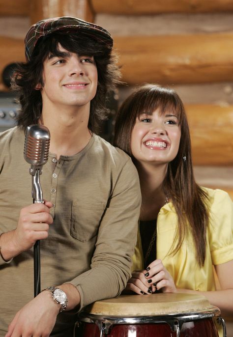 Joseph Adam "Joe" Jonas and Demetria Devonne "Demi" Lovato Demi Lovato Camp Rock, Demi And Joe, Shane Gray, Disney Channel Movies, Old Disney Channel, Disney Live Action Movies, Jonas Brother, Disney Channel Original, Camp Rock