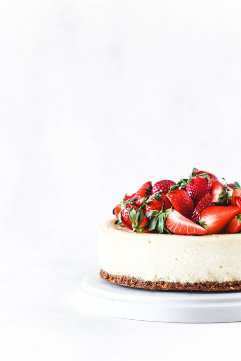 Cheesecake Photography, Food Photography Cake, Brownie Vegan, Food Photography Dessert, Strawberry Cheesecake Recipe, Homemade Cheesecake, Dessert Photography, Classic Cheesecake, Caramel Cheesecake