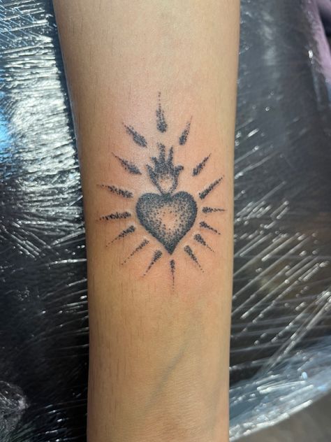 Sacred Heart Tattoo Design, Sacred Heart Tattoo, Matching Tats, Sacred Heart Tattoos, Engraving Tattoo, Heart Tattoo Designs, Hand Poke, Tattoo Cover-up, Heart Tattoo