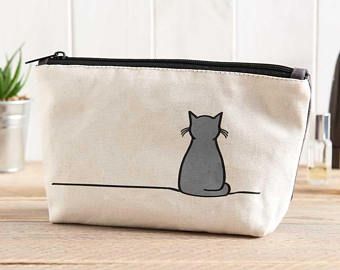 White Canvas Bag With Cat Design For Everyday Use, White Canvas Bag With Cat Design For Daily Use, Tote Bag Cat Design, Pencil Case Design, Cheap Pouch Bag With Cat Design, Diy Tote Bag Design, Cat Pencil Case, Pink Cat Design Pouch Bag, Makeup Bag Travel