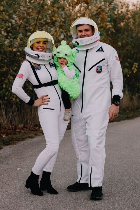 ASTRONAUTS + ALIEN - FAMILY HALLOWEEN COSTUME | Blonde & Ambitious Blog - Easy family Halloween costumes, Halloween couple costumes, couple costume, family costume, children's costume, easy family costume Space Themed Family Costumes, Family Alien Costume, Alien Family Halloween Costume, Astronaut Family Costume, Cheap And Easy Halloween Costumes, Halloween Costume Blonde, Family Of Three Halloween Costumes, Easy Family Halloween Costumes, Britney Spears Halloween Costume