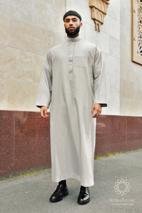 Jubba thobe | Islamic Clothing for Men Islam Men Fashion, Arab Street Style, Arab Thobe Men Style, Wedding Thobe Men, Arab Fashion Men, Mens Thobe Outfit, Arabic Outfit Men, Thobes Men Arab, Muslim Men Fashion