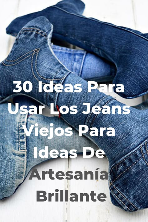 ¡Con solo unos recortes, tus Jeans viejos nunca se vieron tan bien! Ideas Con Jeans Viejos, Jeans Reciclados Ideas, Ideas Con Jeans Reciclados, Mochila Jeans, Jeans Refashion, Ropa Upcycling, Summer Outfits For Moms, Office Room Decor, Denim Flowers