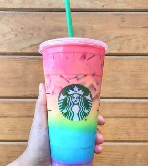 Secret Menu Starbucks, Refresher Starbucks, Starbucks Rainbow, Low Carb Starbucks Drinks, Menu Starbucks, Starbucks Cookies, Rainbow Drinks, Starbucks Hacks, Coffee Frappuccino