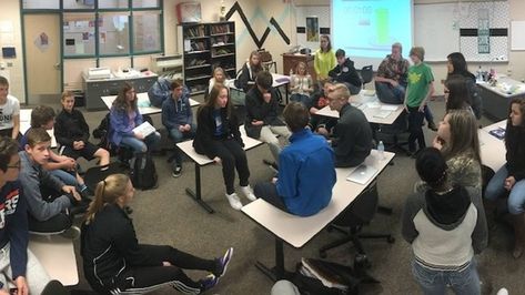 The 4 Chair Fishbowl is a fast-paced strategy designed to facilitate large group discussion and allow students to share and listen to each other’s points of view. Class Discussion Ideas, Group Work Roles High School, Group Roles Middle School, Small Group Instruction Middle School, Socratic Seminar Middle School Language Arts, Discussion Strategies, Class Discussion, Group Discussion, Points Of View