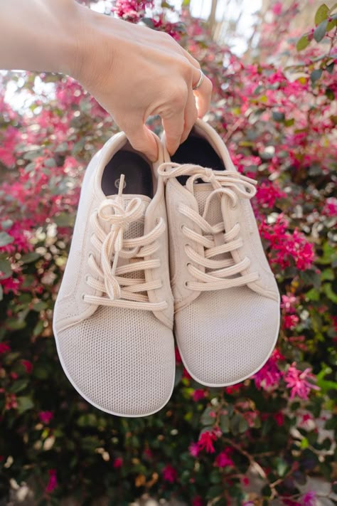 Barefoot Dress Shoes For Women, Vivo Barefoot Shoes, Barefoot Shoes Outfit, Barefoot Shoes Woman, Barefoot Dress Shoes, Sand Diego, Thrifting Inspiration, Grounding Shoes, Natural Shoes