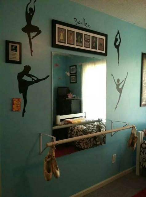 Ballet barre in my daughter's bedroom. Dance Bar In Bedroom, Dancer Bedroom Ideas, Dance Bedroom Ideas, Ballet Bedroom, Dance Bedroom, Diy Baby Gym, Kids Mirror, Ballerina Bedroom, Ballet Room