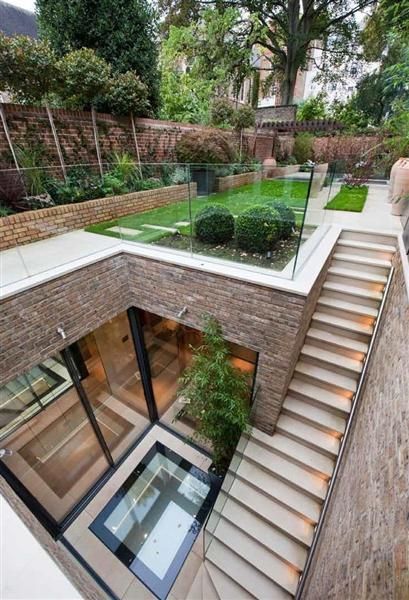 Case Sotterranee, Underground Homes, Design Exterior, Roof Garden, House Goals, Design Case, Amazing Architecture, Outdoor Area, Interior Architecture Design