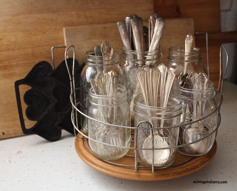 Eating Utensil Storage, Countertop Silverware Storage, Kitchen Utensil Organization Ideas, Utensils Organization Ideas, Utensils Holder Diy, Silverware Storage, Silver Ware, Rental Home Decor, Utensil Holders