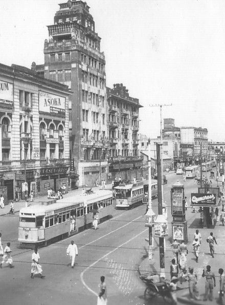 (1) Home - Quora Old Kolkata, Old Calcutta, Kolkata Photography, Kolkata Street, Old India, City Life Photography, British India, India Photography, Vintage Poster Design