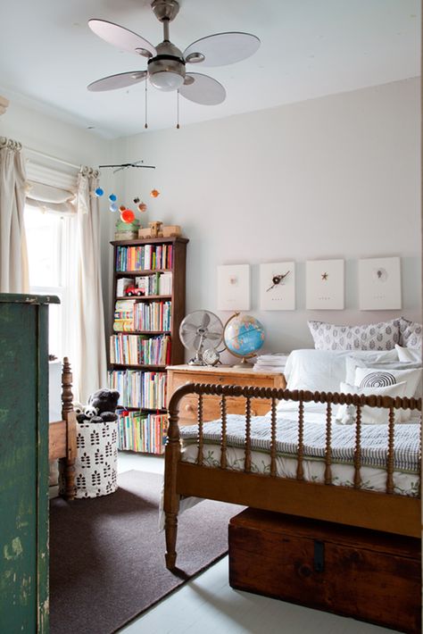 Pretty Bed, Jenny Lind, Bedroom Traditional, Big Kids Room, Writing Guide, Kid Rooms, Boy’s Room, Kids Room Inspiration, Shared Room