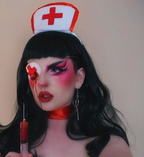 💉ELLE DRIVER💉 another Kill Bill character 😙 i couldn’t do The Bride without doing Elle Driver🔪 (eye patch and nurse hat made by me😙✌🏼) • •… Kill Bill Characters, Halloween Nurse Makeup, Elle Driver, Nurse Makeup, Bunny Makeup, Nurse Halloween, Nurse Hat, Halloween Nurse, Make Up Inspo