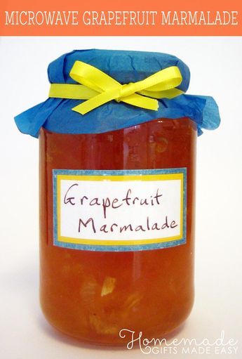 Grapefruit Marmalade Recipe, Homemade Gifts In A Jar, Jar Food Gifts, Canning Jams, Grapefruit Marmalade, Homemade Marmalade, Orange Marmalade Recipe, Grapefruit Recipes, Gifts In A Jar