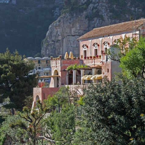 This Amalfi Coast Villa Is the Vacation Home of Your Pastel Dreams Amalfi Coast Villa, Positano Italy Amalfi Coast, Pool At Night, San Giacomo, Positano Italy, Mediterranean Decor, Pool Photos, Quaint Village, Italian Villa