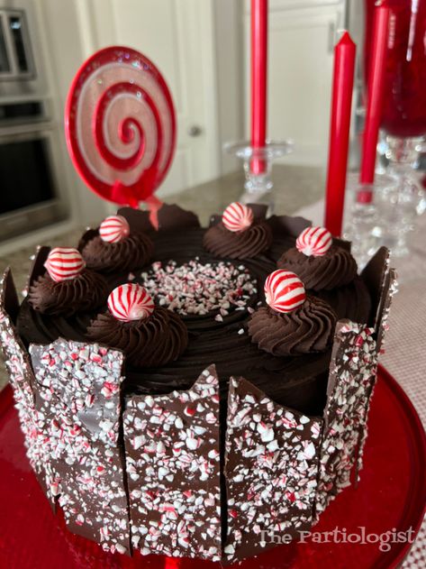 The Partiologist: Peppermint Themed Christmas Party! Peppermint Christmas Party Theme, Peppermint Christmas Party, Easy Bake Oven Mixes, Oreo Rice Krispie Treats, Oreo Rice, Chocolate Peppermint Cake, Themed Christmas Party, Christmas Party Theme, Peppermint Cake