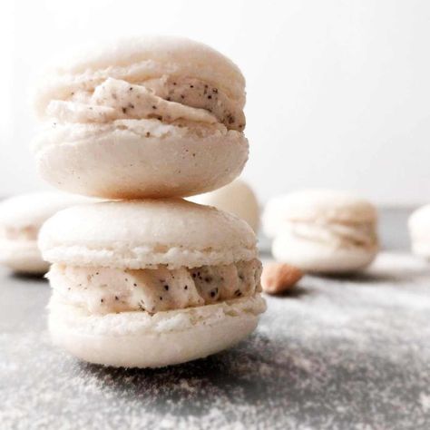 Coconut Flour Macarons Coconut Flour Macarons, Oat Flour Macarons, Macroons Recipe, Flour Macarons, Macaroons Ideas, Coconut Macarons, Macarons Recipe Easy, Coconut Flour Cookies, French Macarons Recipe