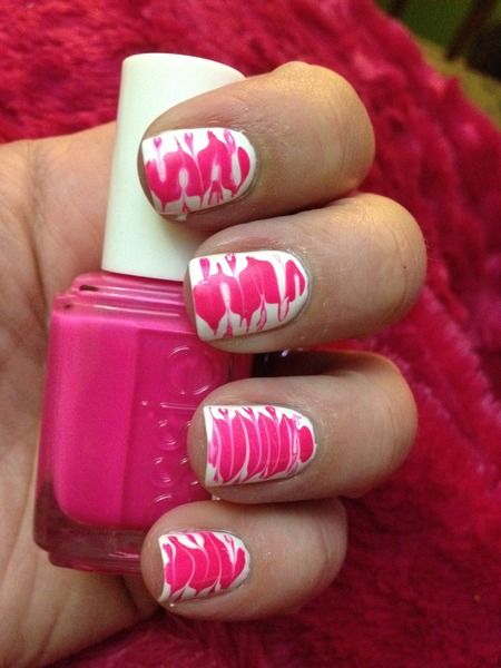 Pink and White Marbled Nails White Marbled Nails, Drag Nails, Marbled Nails, Bright Nail Polish, Failed Attempt, Pretty Nail Designs, Dots Nails, White Nail Designs, Great Nails