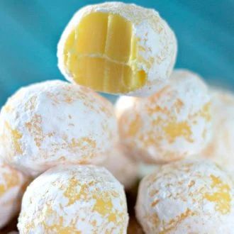 Orange Creamsicle Truffles, Creamsicle Truffles, Easy Lemon Cheesecake, No Bake Truffles, Truffle Chocolate, Lemon Truffles, Lemon Cheesecake Bars, White Chocolate Truffles, Truffle Recipe