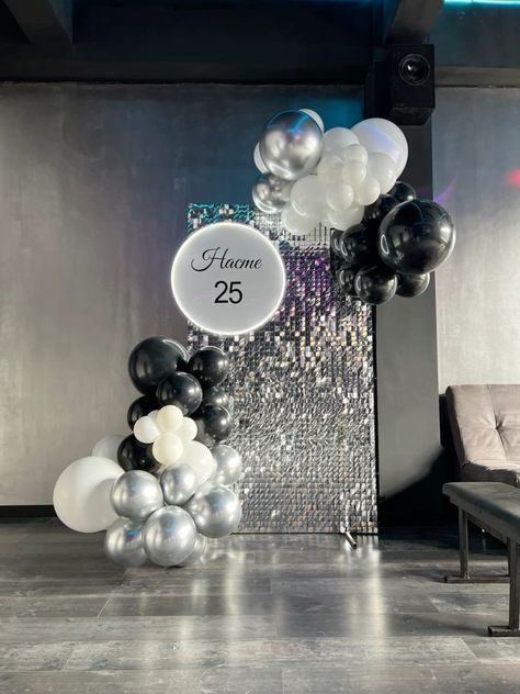 Birthday Backdrop Ideas At Home, Sequence Backdrop, Anniversary Backdrop, 40th Birthday Balloons, Tiffany Birthday, Decoration For Party, 18th Birthday Decorations, Deco Ballon, Balloon Garland Diy