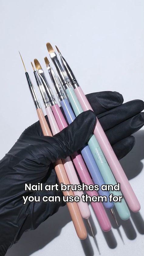 Crochet Coquette, Ombre Nail Art, Nail Polish Brush, Christmas Nails 2023, Diy Nail Art Tools, Gel Polish Nail Art, Nail Techniques, Ombre Nail, Gothic Nails