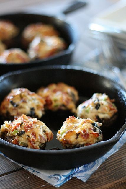 Pizza Stuffed Mushrooms Final 1 by laurenslatest, via Flickr Pizza Stuffed Mushrooms, Stuffed Veggies, Iron Skillet, Deep Dish, Portobello, Appetizer Snacks, Skillet, Finger Foods, Mozzarella