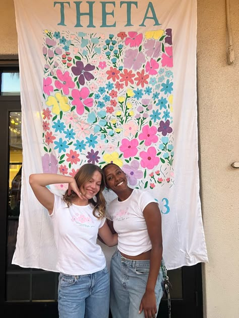 In Full Bloom Bid Day, Full Bloom Bid Day, Flower Sorority Banner, Flower Bid Day Theme, Sorority Recruitment Decorations, Recruitment Decorations, Sorority Signs, Sorority Recruitment Themes, Sorority Poses