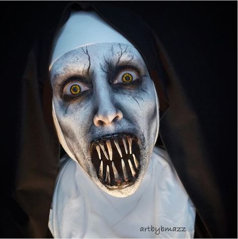 Spx Makeup, Black Contacts, Horror Make-up, Amazing Halloween Makeup, Horror Makeup, Halloween Contacts, Halloween Makeup Inspiration, Epic Cosplay, Fx Makeup