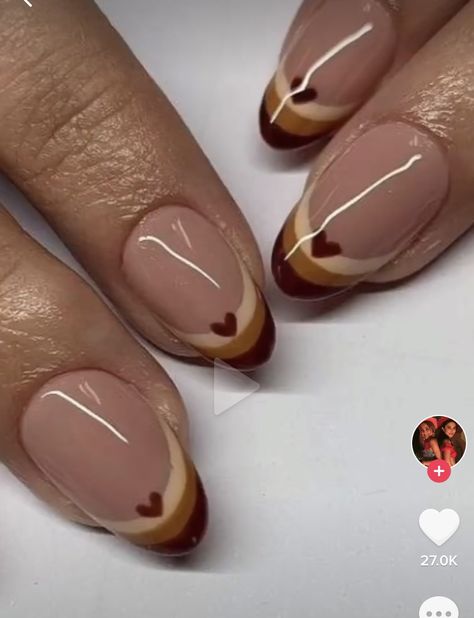 Brown Oval Nail Designs, Ting Yang Nail Design, Brown Yin And Yang Nails, Almond Ying Yang Nails, Ying Yang Gel Nails, Ying Yang, Minimalist Nails, French Tip Nails, Nail Inspo