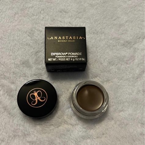 Anastasia Beverly Hills DIPBROW POMADE Anastasia Brow Pomade, Anastasia Beverly Hills Dipbrow, Dipbrow Pomade, Anastasia Beverly Hills Brow, Anastasia Brow, Brow Pomade, Dipbrow, Anastasia Beverly Hills, Makeup Products