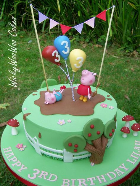 Peppa Pig More Peppa George Cake, Peppa Pig Birthday Cake For Boys, Tortas Peppa Pig, George Pig Cake, Peppa Cake, George Pig Party, Bolo Da Peppa Pig, Danny Dog, Greta Gris