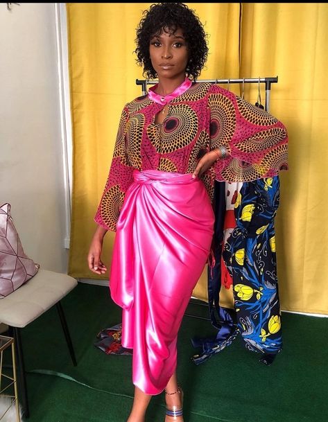 Latest Ankara Style, Ankara Asoebi, Dashiki Fashion, Modest Dresses Fashion, African Fabric Dress, Corporate Dress, Latest Ankara, Latest Ankara Styles, African Maxi Dresses