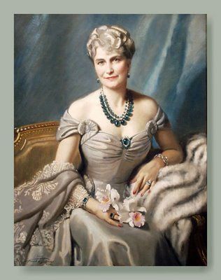 Marjorie Merriweather Post with her famed Cartier emeralds Marjorie Post, Marjorie Merriweather Post, Post Cereal, Wealthy Women, Gilded Age, Royal Jewels, Russian Art, High Society, Royal Jewelry