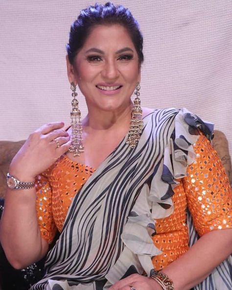 Archana Puran Singh Dresses, Archana Puran Singh, Kapil Sharma Show, Kapil Sharma, Indian Fashion Saree, Kareena Kapoor, Cute Couple Images, Beautiful Women Over 40, Couple Images