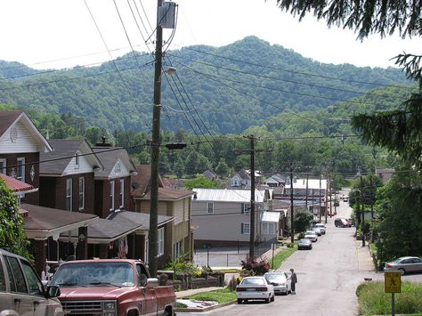 0526-03 Williamson, WV. | by Travelmonkeys Mingo County, West Virginia History, Virginia History, Family Roots, Appalachian Mountains, Good Ole, Living Life, West Virginia, Family History